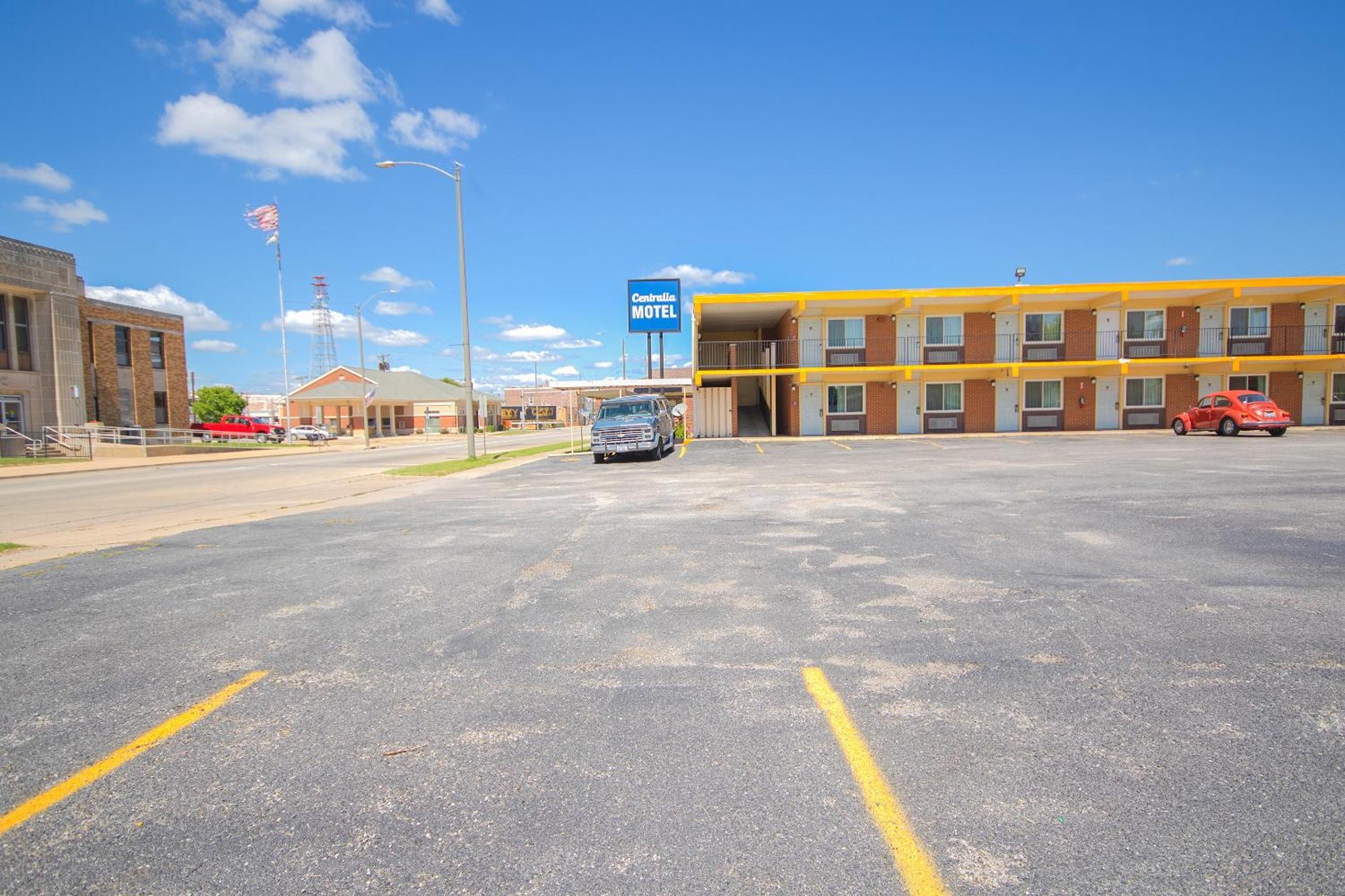 Centralia Motel Near Downtown By Oyo Dış mekan fotoğraf